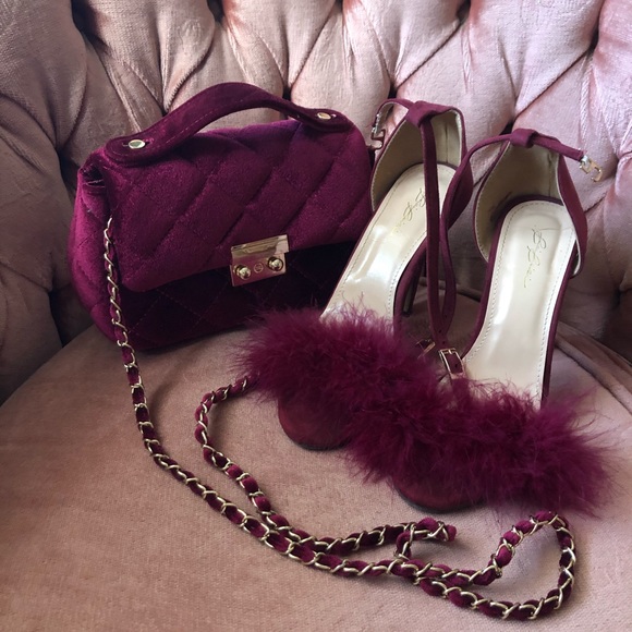 Small Wine Shoulder Bag - Picture 4 of 6